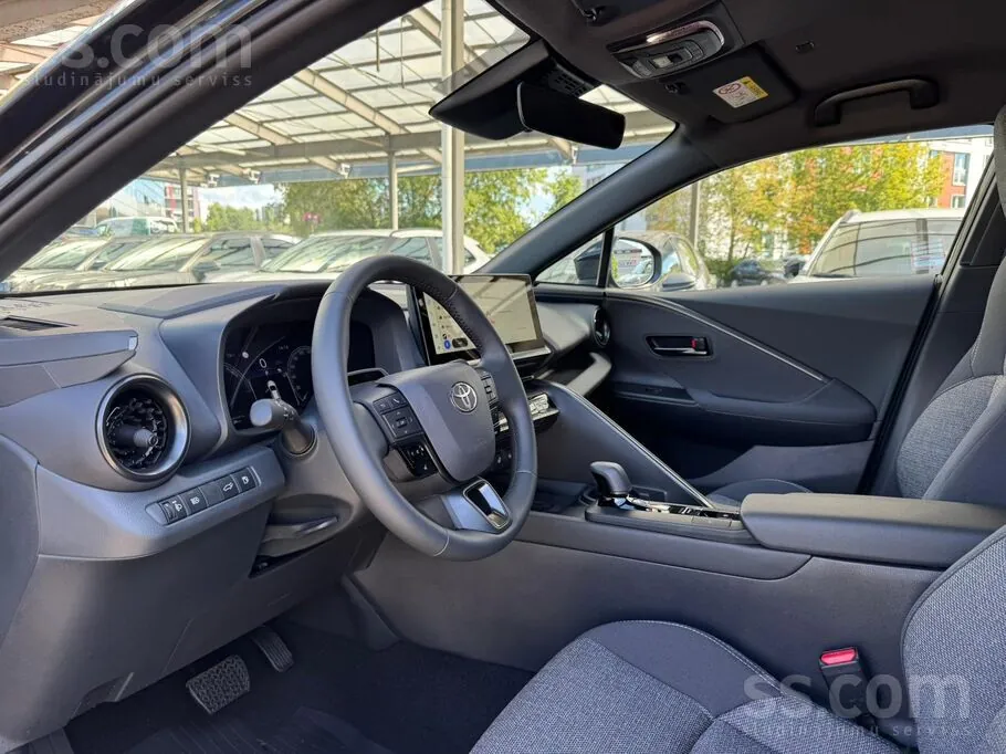 Toyota C-Hr 2025 photo 5
