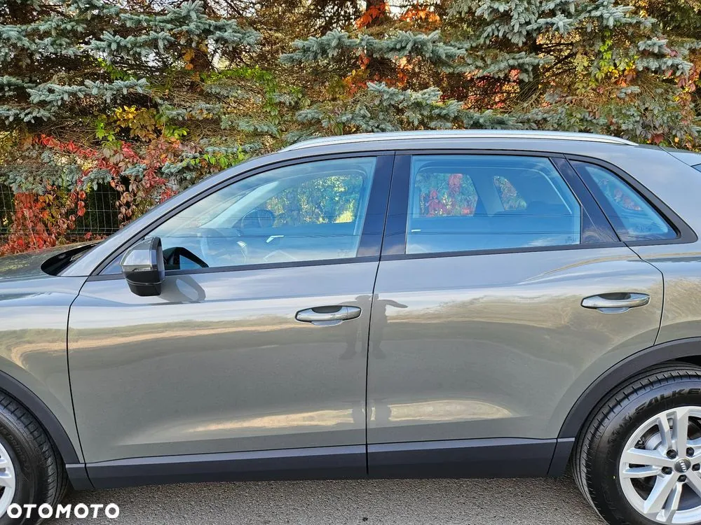 Audi Q3 2019 photo 5