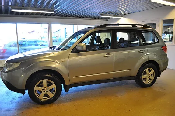 Subaru Forester 2009 photo 3