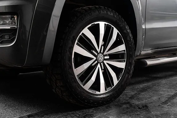 Volkswagen Amarok 2019 photo 2
