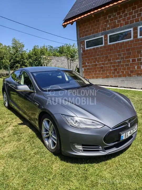 Tesla Model S 2014 photo 3
