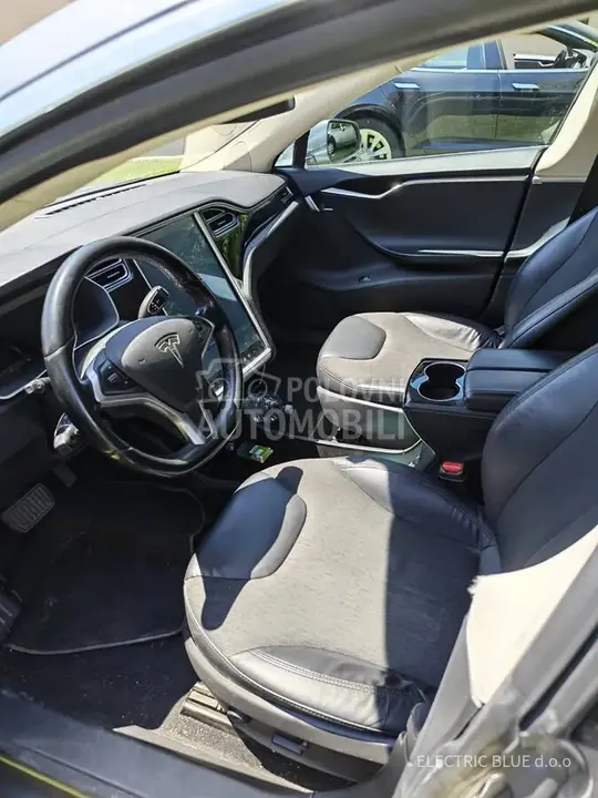 Tesla Model S 2014 photo 4