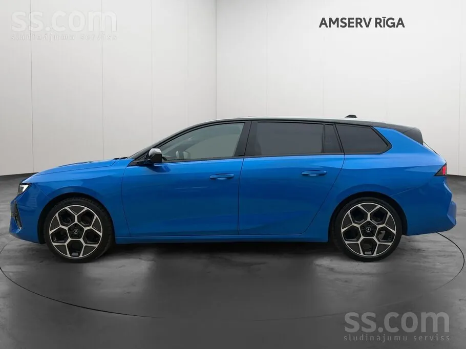 Opel Astra 2023 photo 3