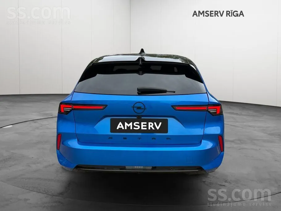Opel Astra 2023 photo 4