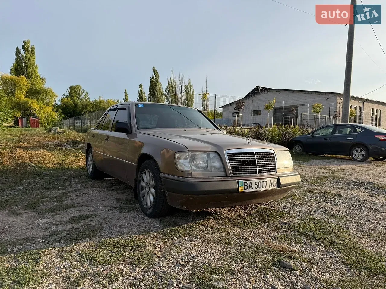 Mercedes-Benz E-Class 1994 photo 2
