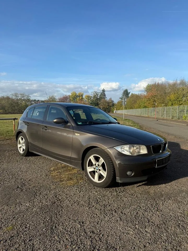BMW E87