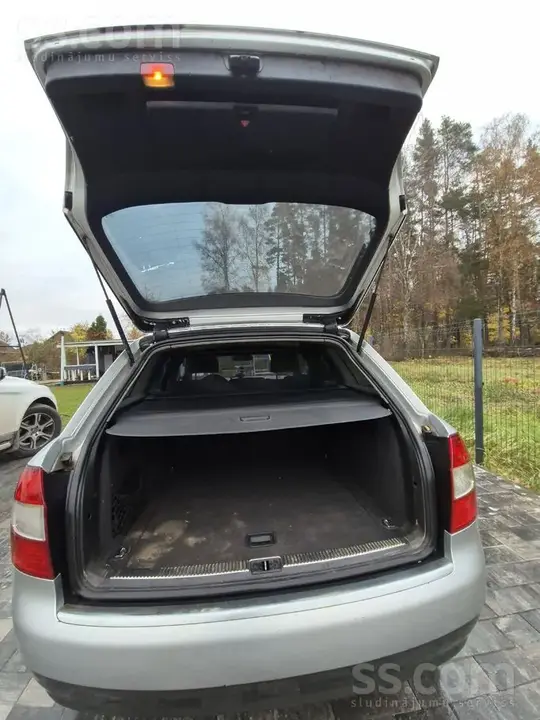 Audi A4 Avant 2004 photo 5