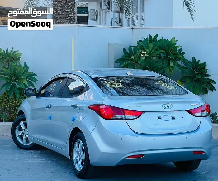 Hyundai Avante 2012 photo 4