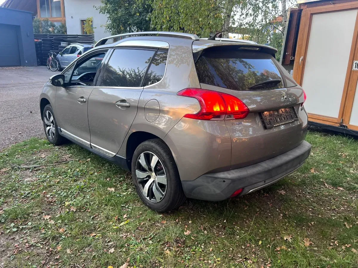 Peugeot 2008 2016 photo 2