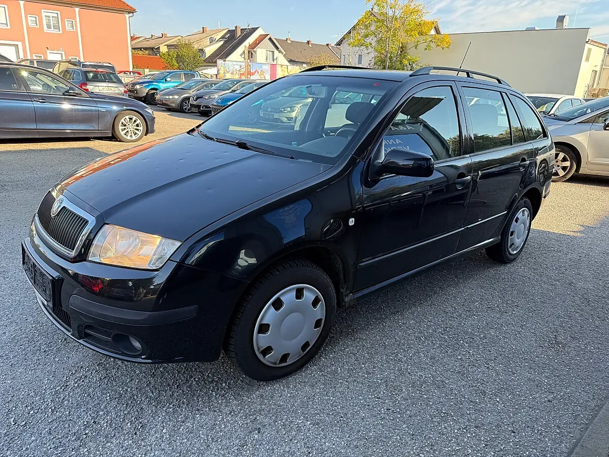 Skoda Fabia 2006 photo 2