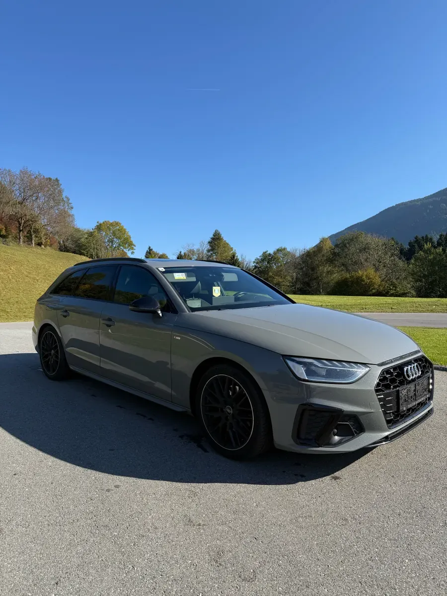 Audi A4 2020 photo 2