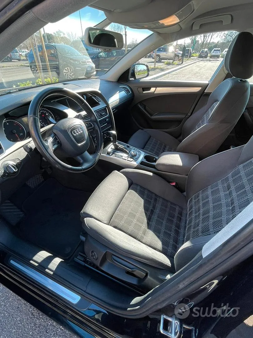 Audi A4 2012 photo 5