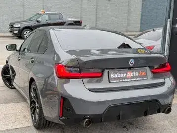BMW 318I 2023 photo 2