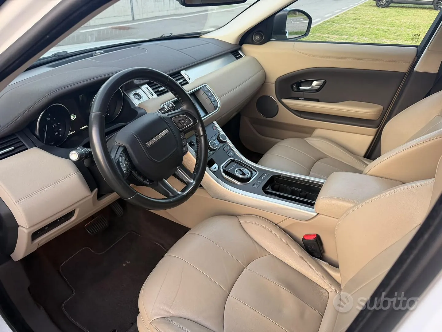 Land Rover Evoque 2016 photo 5