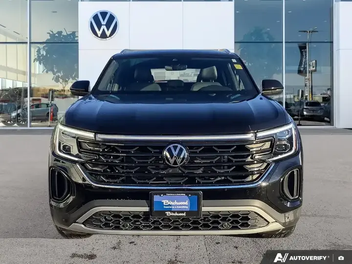 Volkswagen Atlas Cross Sport 2024 photo 2