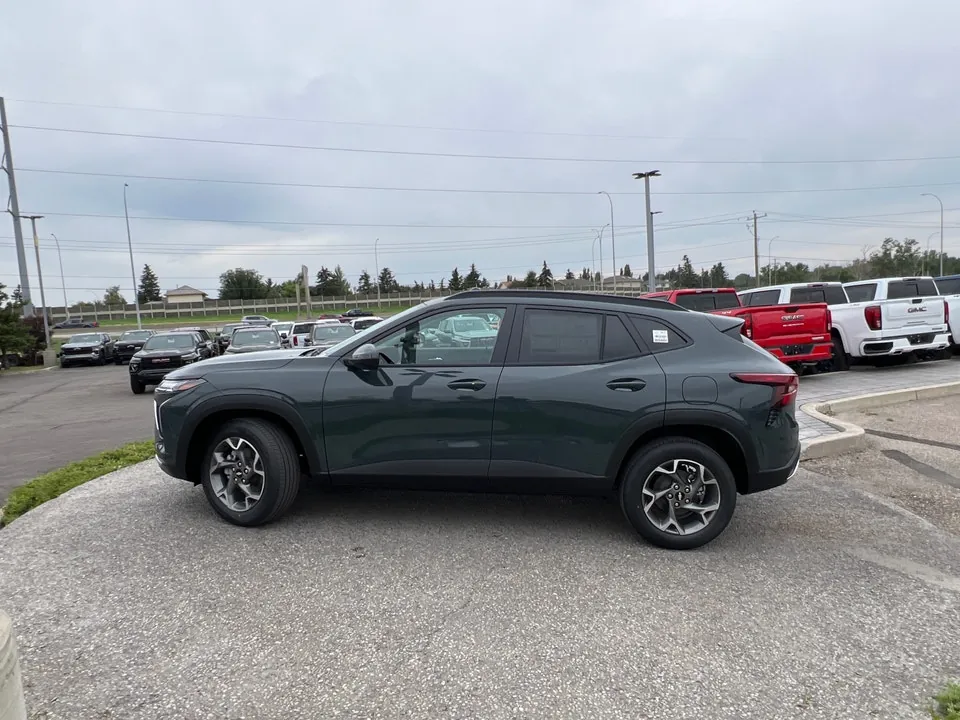 Chevrolet Trax 2026 photo 2
