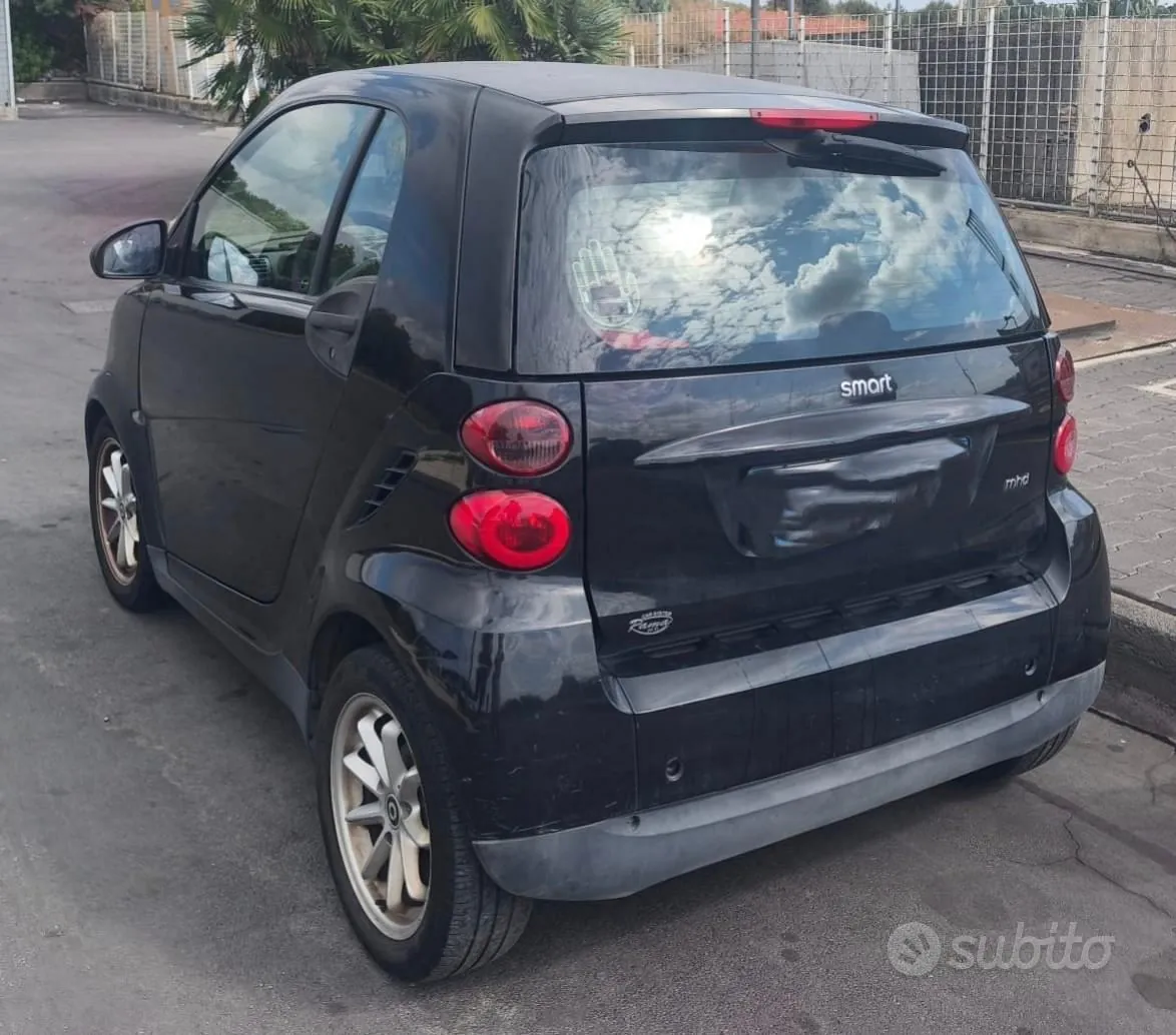 Smart 451 2011 photo 2