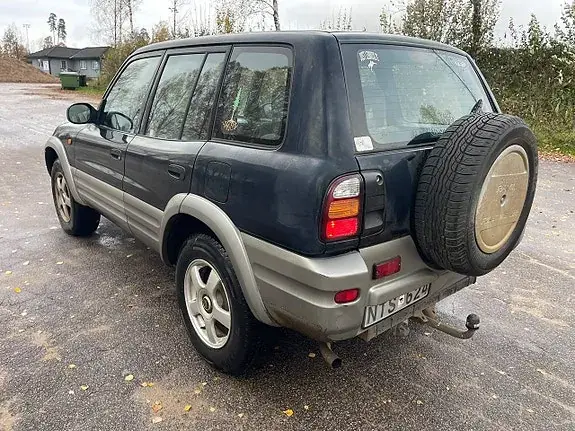 Toyota Rav4 1999 photo 2