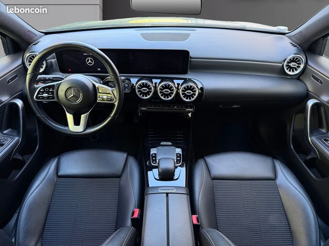 Mercedes-Benz A-Class 2019 photo 2