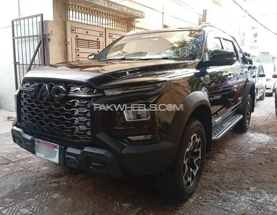 JAC T9