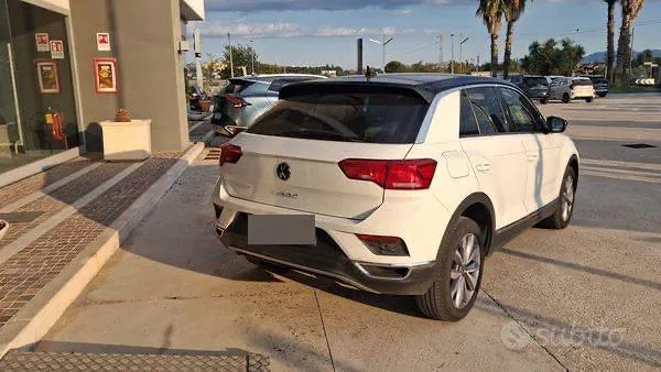 Volkswagen T-Roc 2021 photo 4