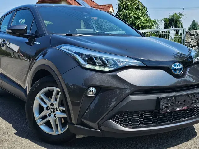Toyota C-Hr 2022 photo 4