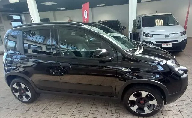 Fiat Panda Cross 2024 photo 2