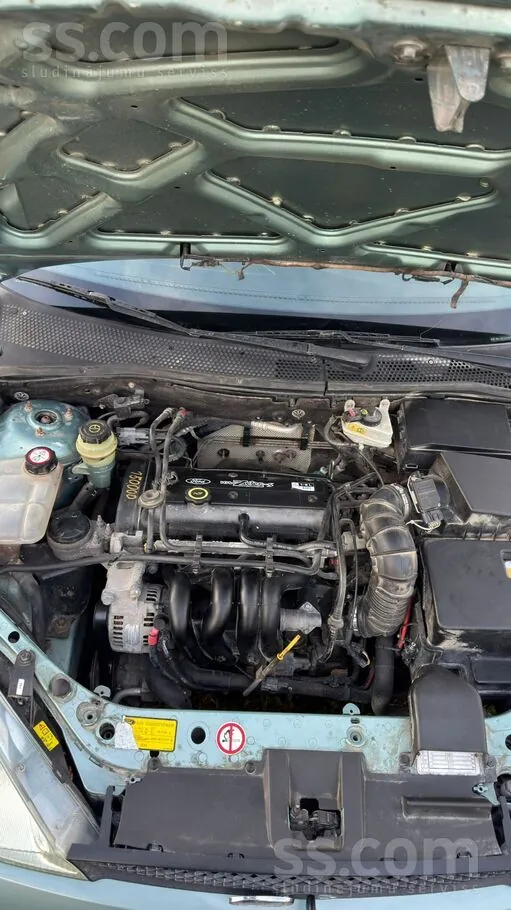 Ford Focus 1998 photo 5