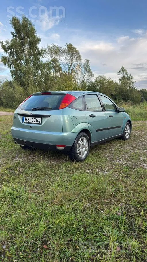 Ford Focus 1998 photo 4