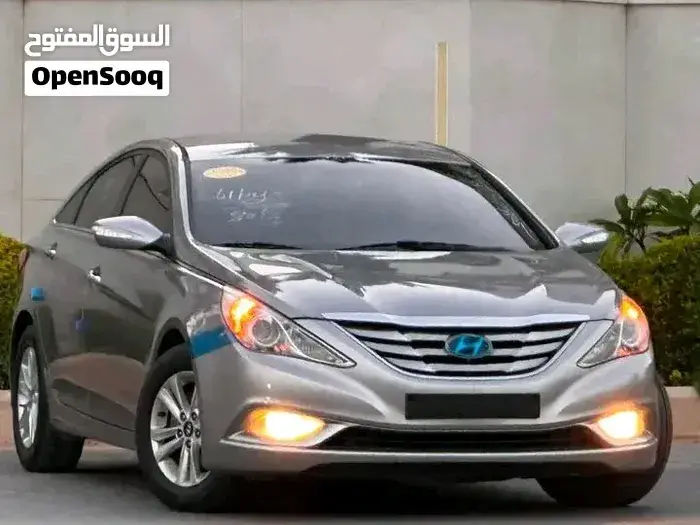 Hyundai Sonata 2012 photo 2