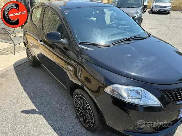 Lancia Ypsilon 2024 photo 2