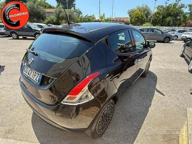Lancia Ypsilon 2024 photo 3