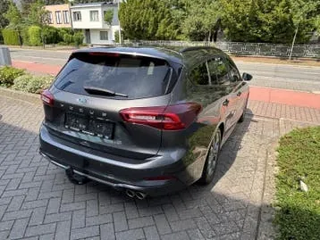 Ford Focus 2023 photo 3