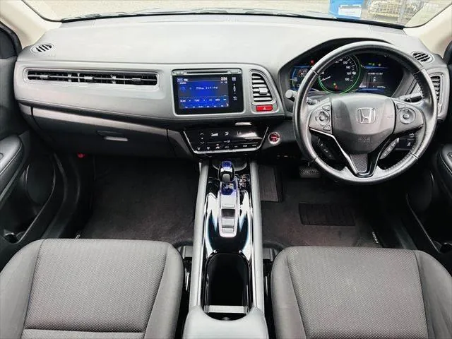 Honda Vezel Hybrid X 2014 photo 3
