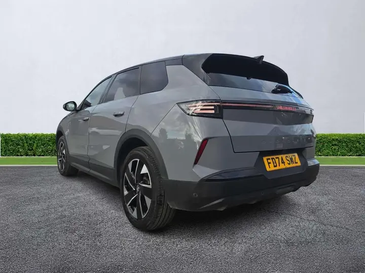 Vauxhall Grandland 2025 photo 2
