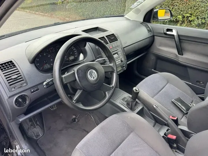Volkswagen Polo 2005 photo 3
