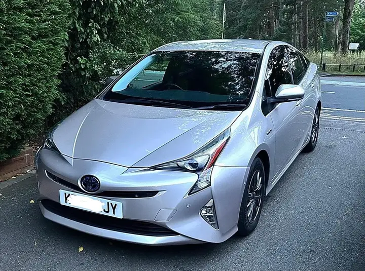Toyota Prius 2017 photo 4