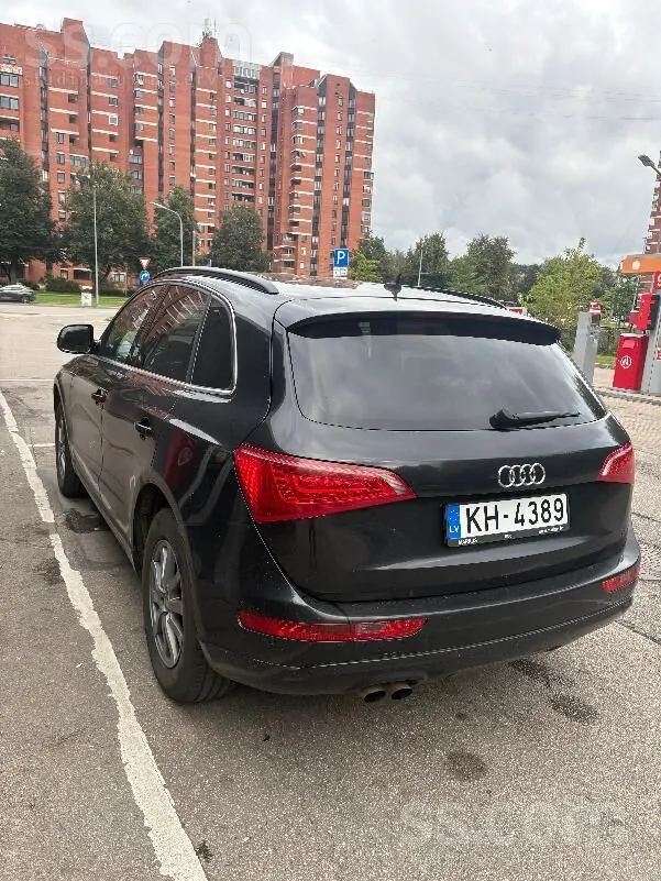 Audi Q5 2009 photo 2