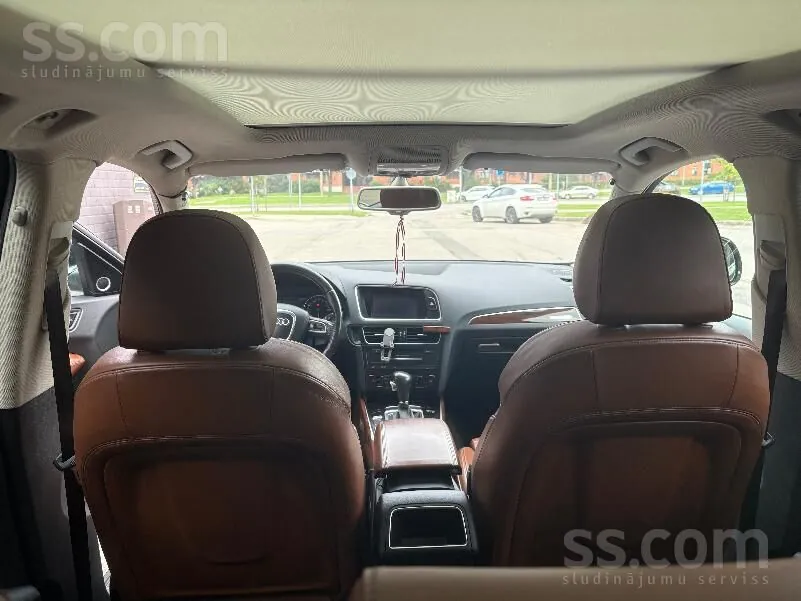 Audi Q5 2009 photo 4