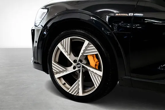 Audi E-Tron 2022 photo 2