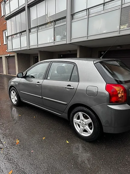 Toyota Corolla 2004 photo 2