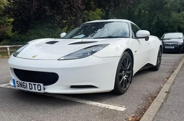 Lotus Evora