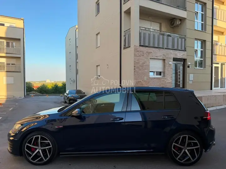 Volkswagen Golf 7 2013 photo 2