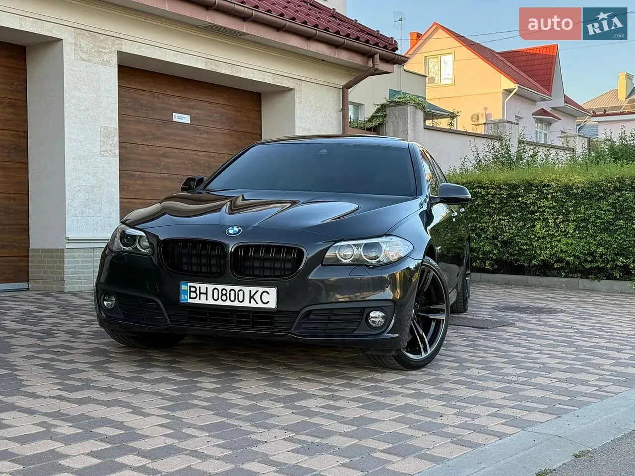 BMW 5 Series 2016 photo 3
