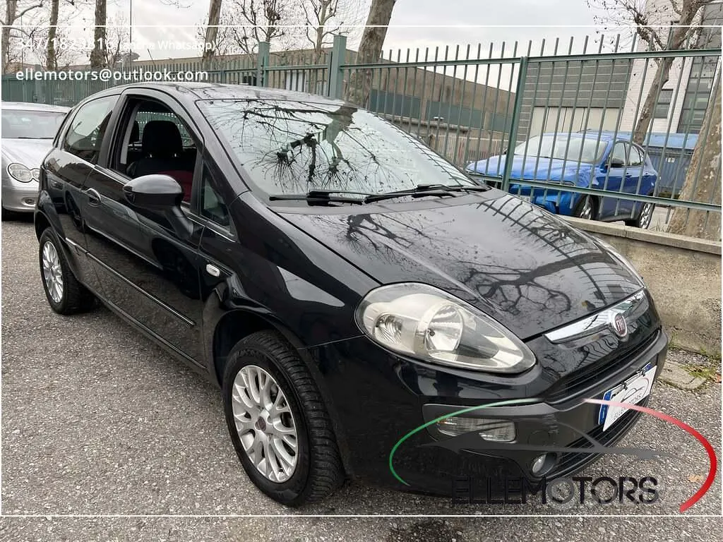 Fiat Punto 2009 photo 3