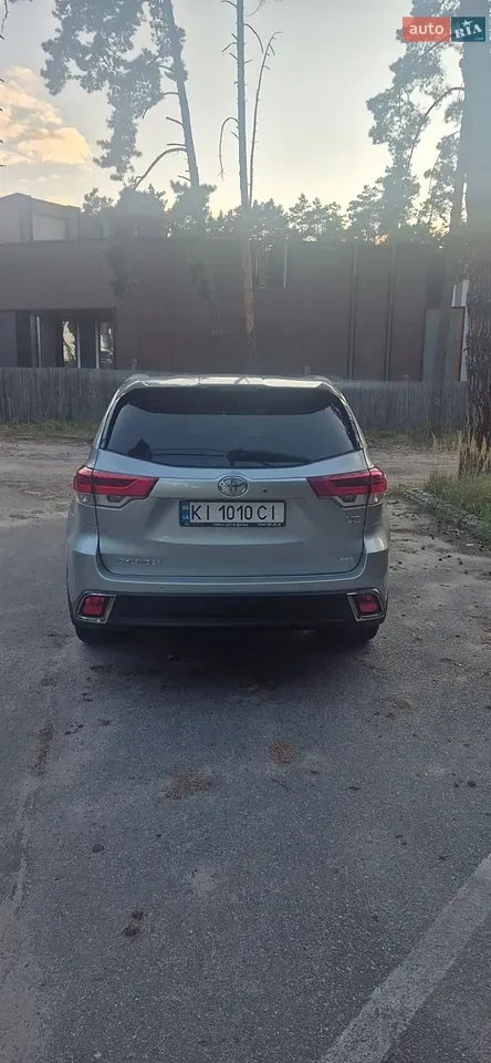 Toyota Highlander 2018 photo 4