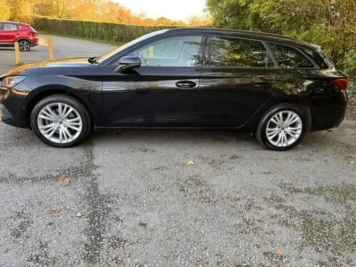 Seat Leon 2023 photo 4