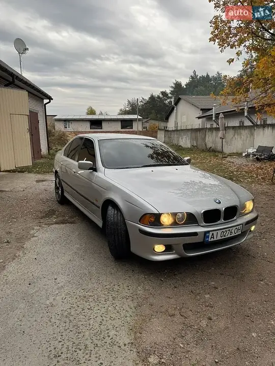 BMW 5 Series 2003 photo 3