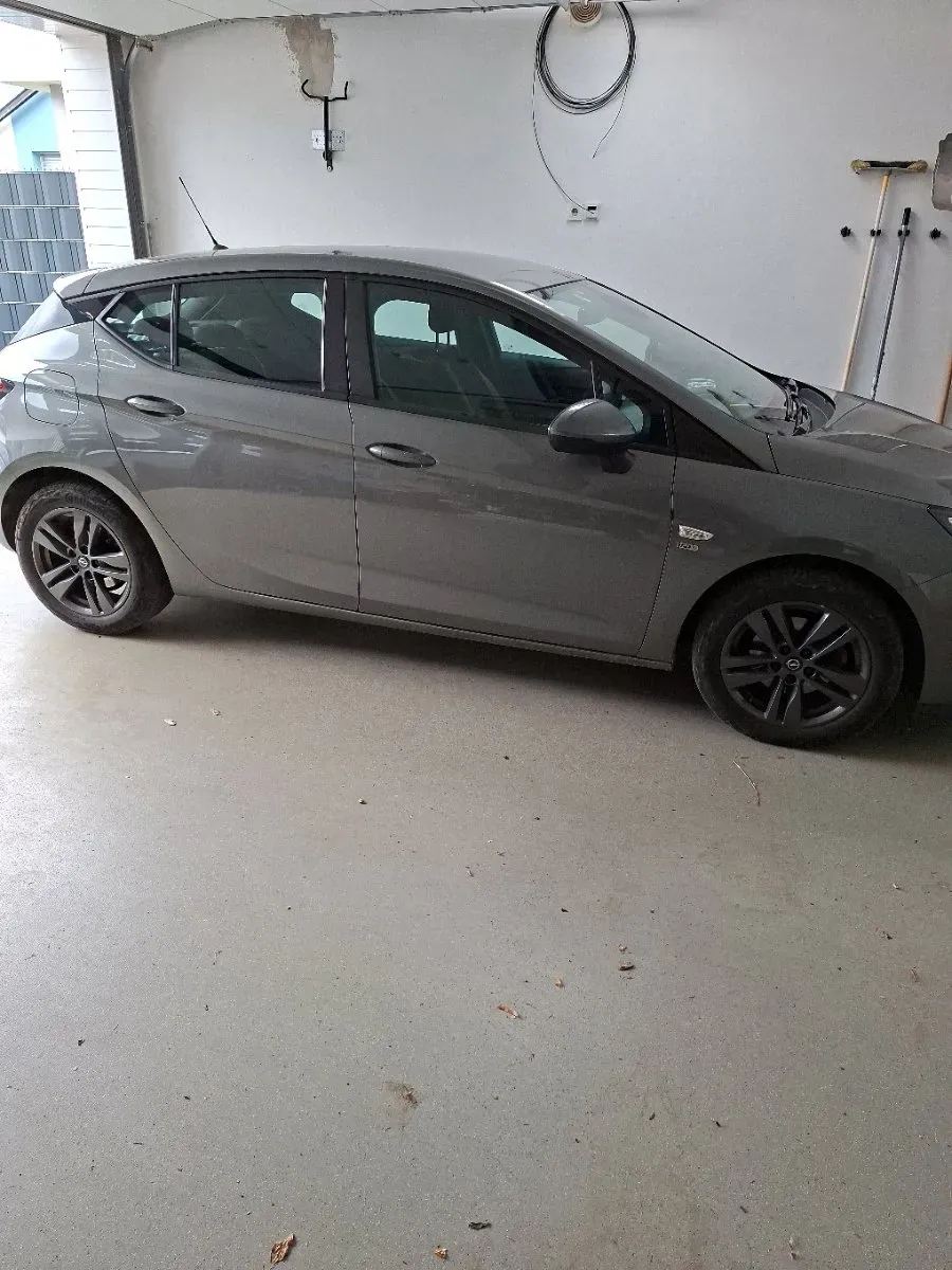 Opel Astra 2019 photo 2