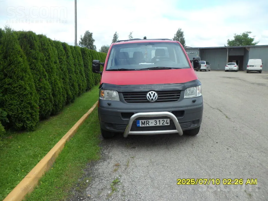 Volkswagen T5 2005 photo 2